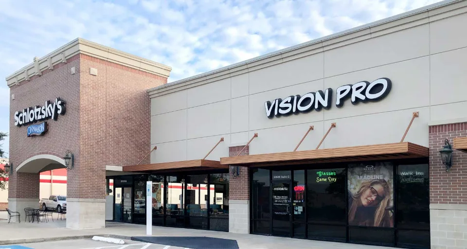 Exterior of the Vision Pro clinic on Kuykendahl Road in Spring, TX